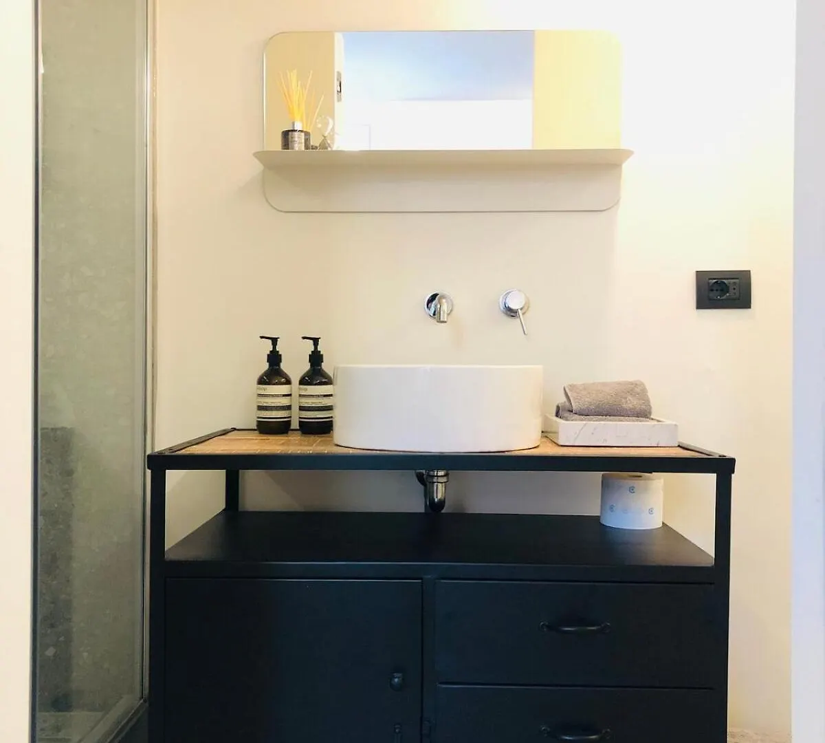Marghera District Suite Luxury Milan